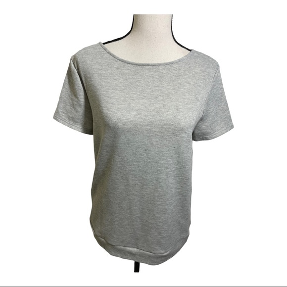 ModCloth womens sweatshirt open back with tie knot bottom grey size Large - Picture 2 of 9